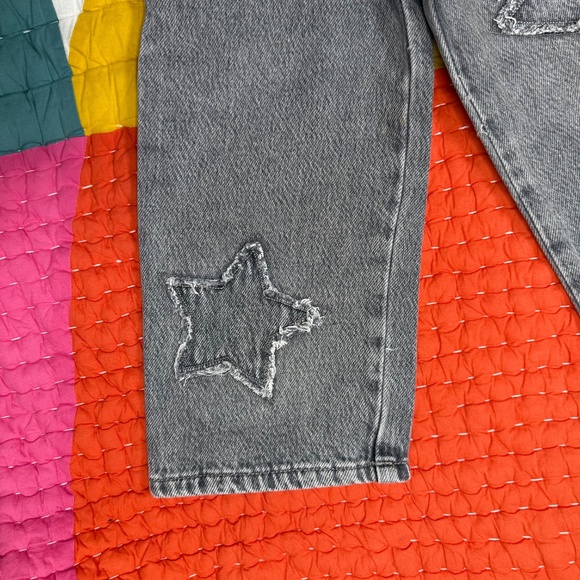 Zara Kids Gray Star Patch Jeans - Picture 2 of 7